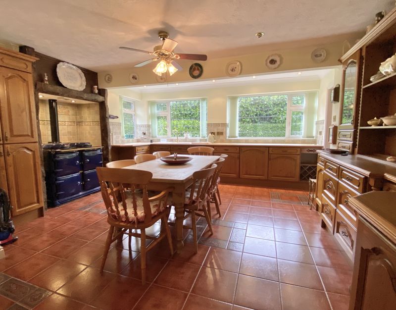 Kitchen/Diner- click for photo gallery